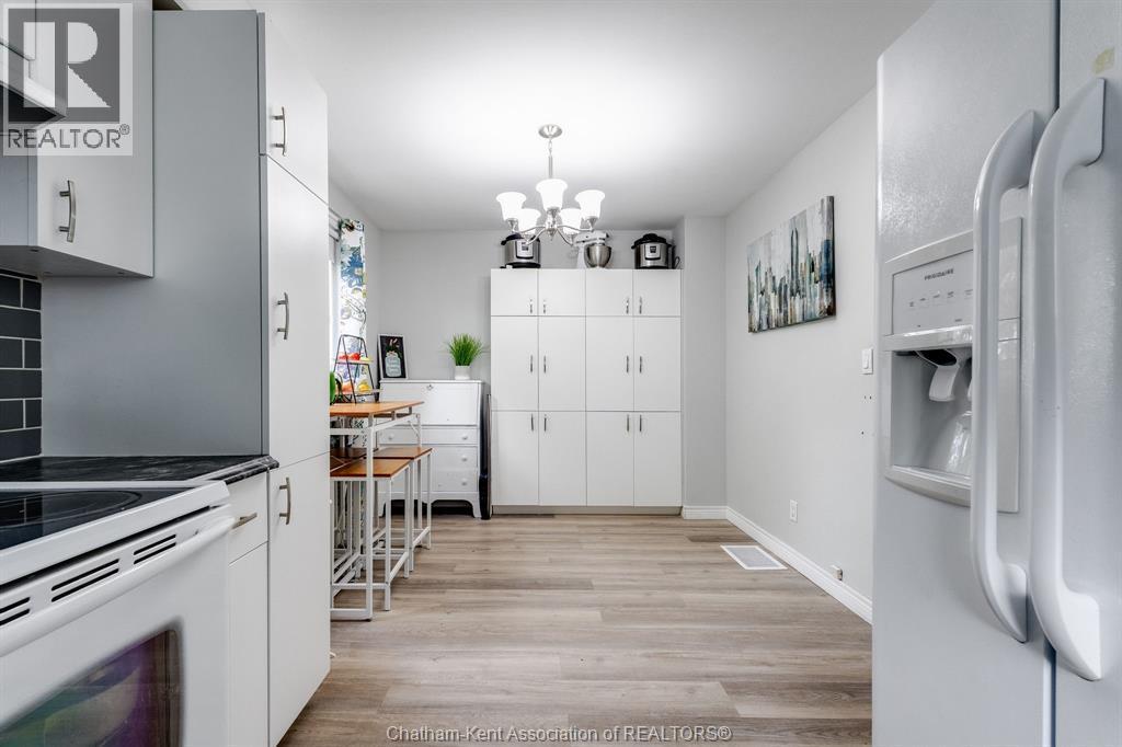 4 Donalda Drive, Chatham, ON