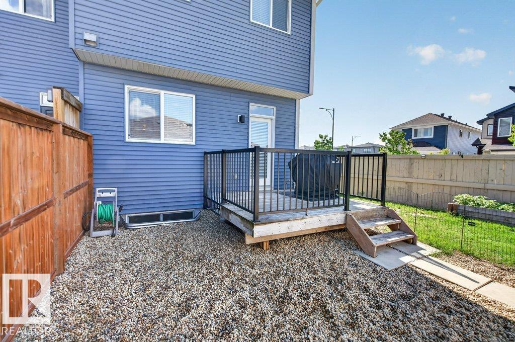 2116 Maple Rd Nw, Edmonton, AB