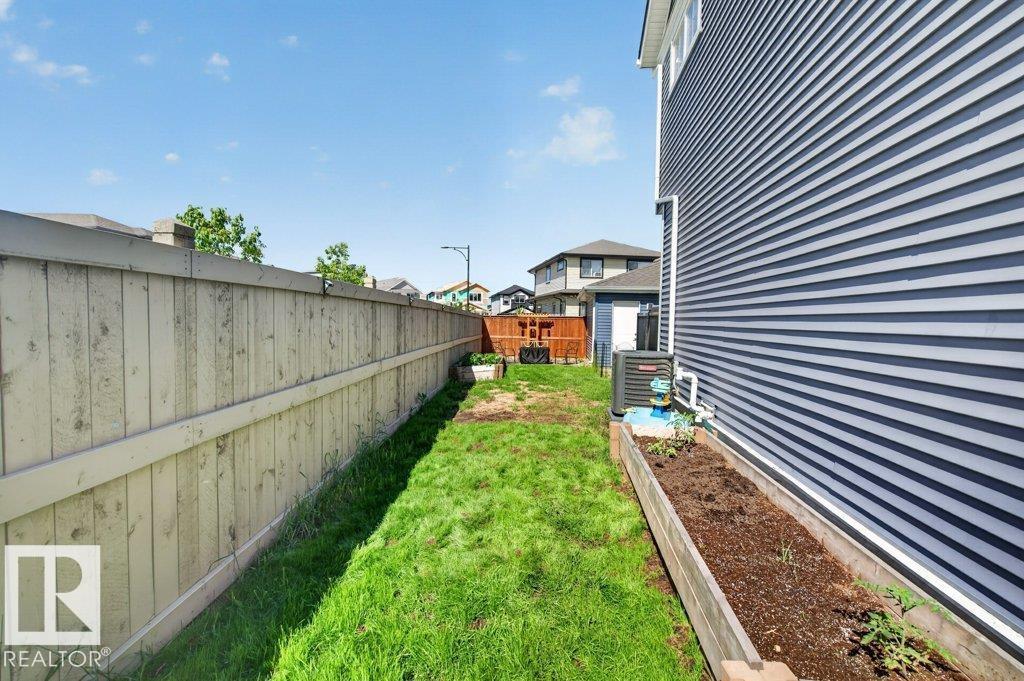 2116 Maple Rd Nw, Edmonton, AB