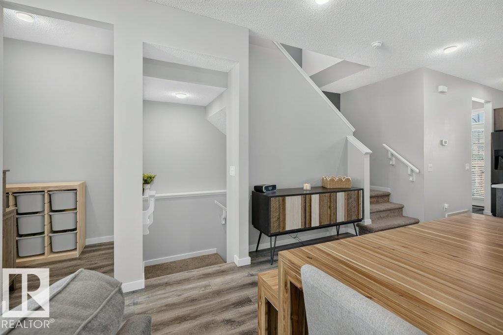 2116 Maple Rd Nw, Edmonton, AB