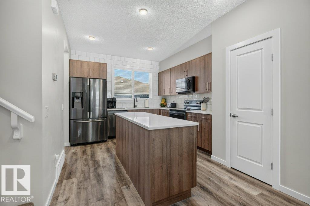 2116 Maple Rd Nw, Edmonton, AB