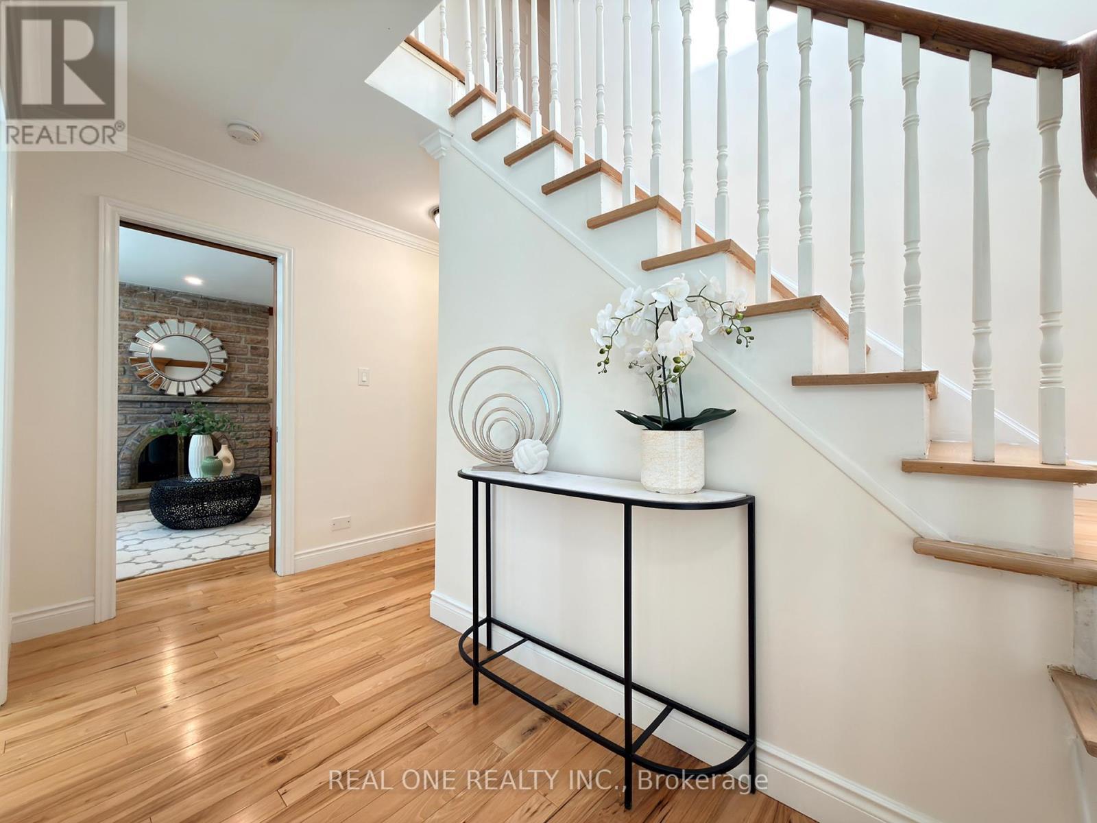 1585 Crombie Road, Mississauga, ON - Indoor Photo Showing Other Room