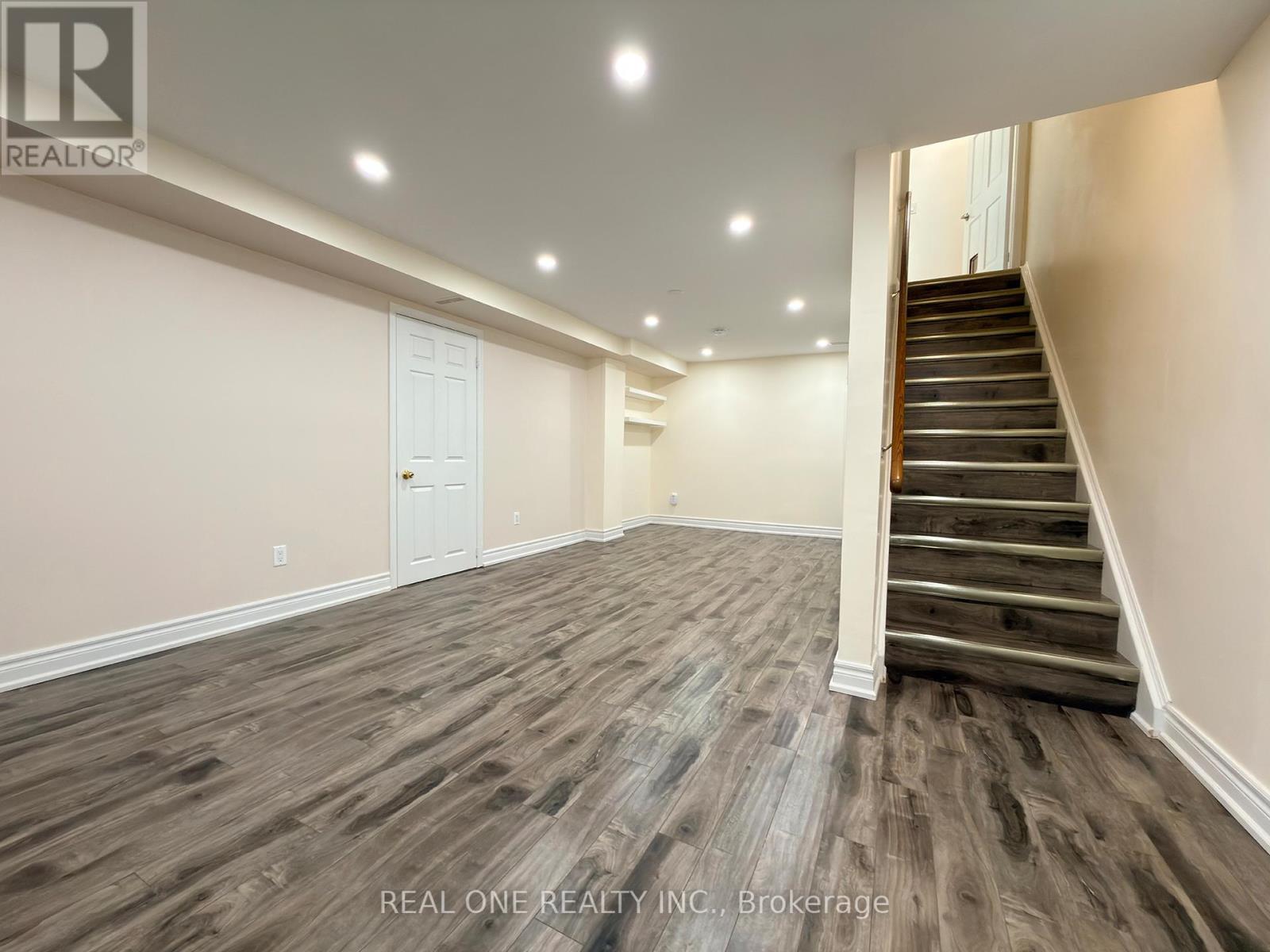1585 Crombie Road, Mississauga, ON - Indoor Photo Showing Other Room