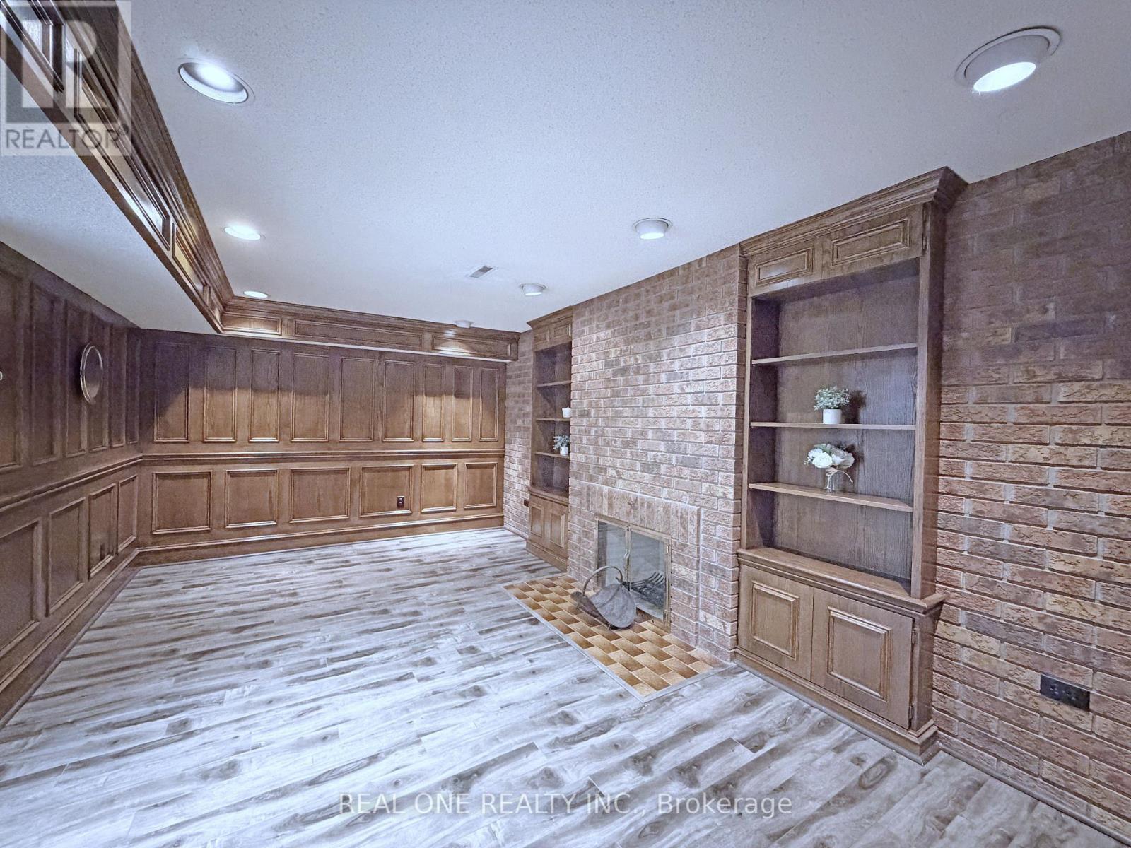 1585 Crombie Road, Mississauga, ON - Indoor Photo Showing Other Room