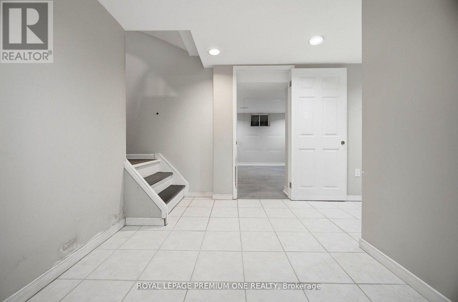2301 Nikanna Road, Mississauga, ON