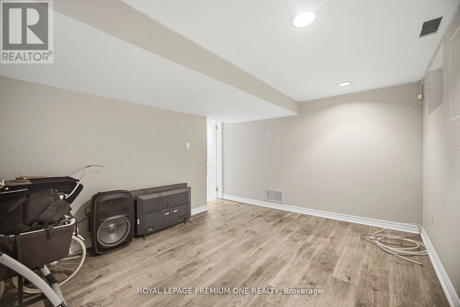 2301 Nikanna Road, Mississauga, ON