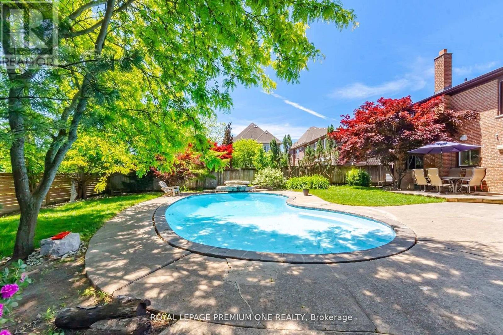 2301 Nikanna Road, Mississauga, ON