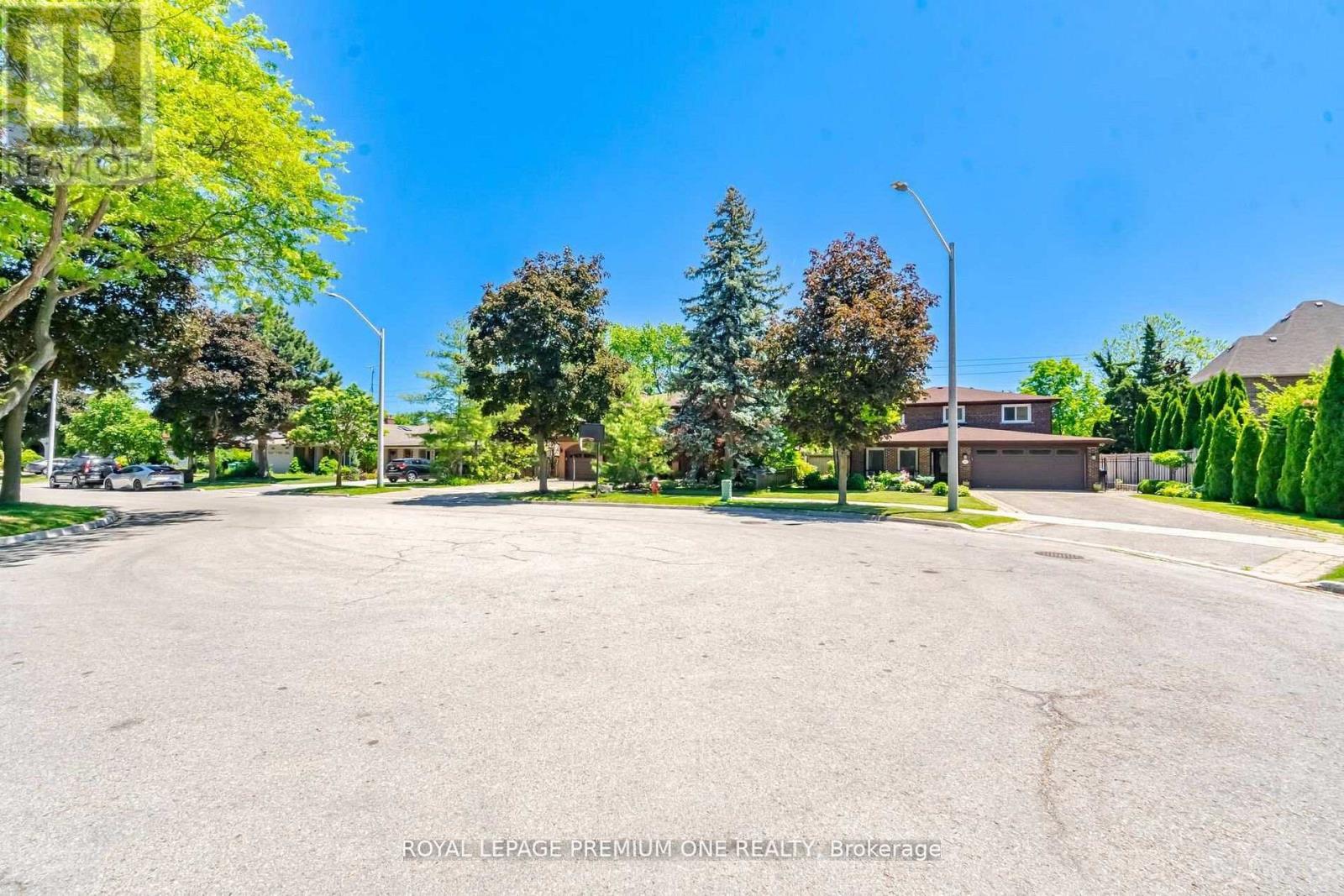 2301 Nikanna Road, Mississauga, ON
