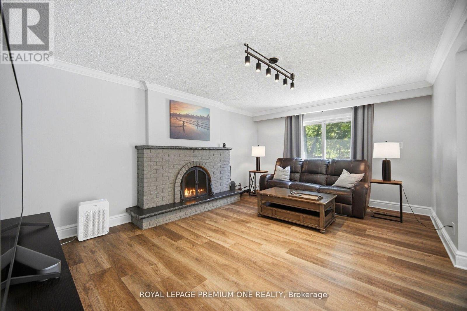 2301 Nikanna Road, Mississauga, ON