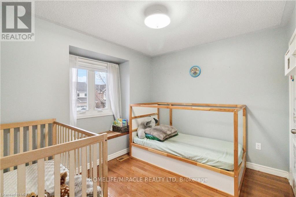 2245 Pathfinder Drive, Burlington, ON