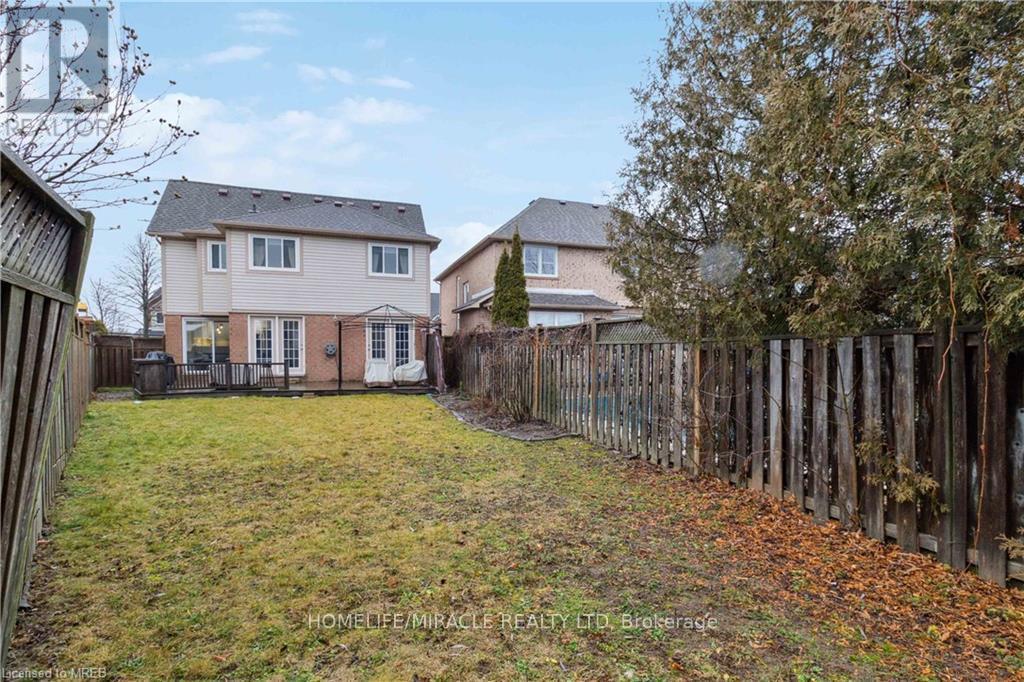 2245 Pathfinder Drive, Burlington, ON