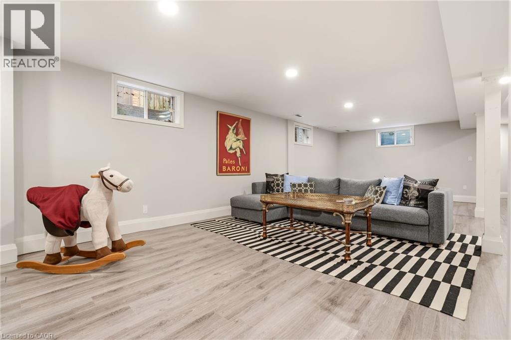 356 Shoreacres Road, Burlington, ON