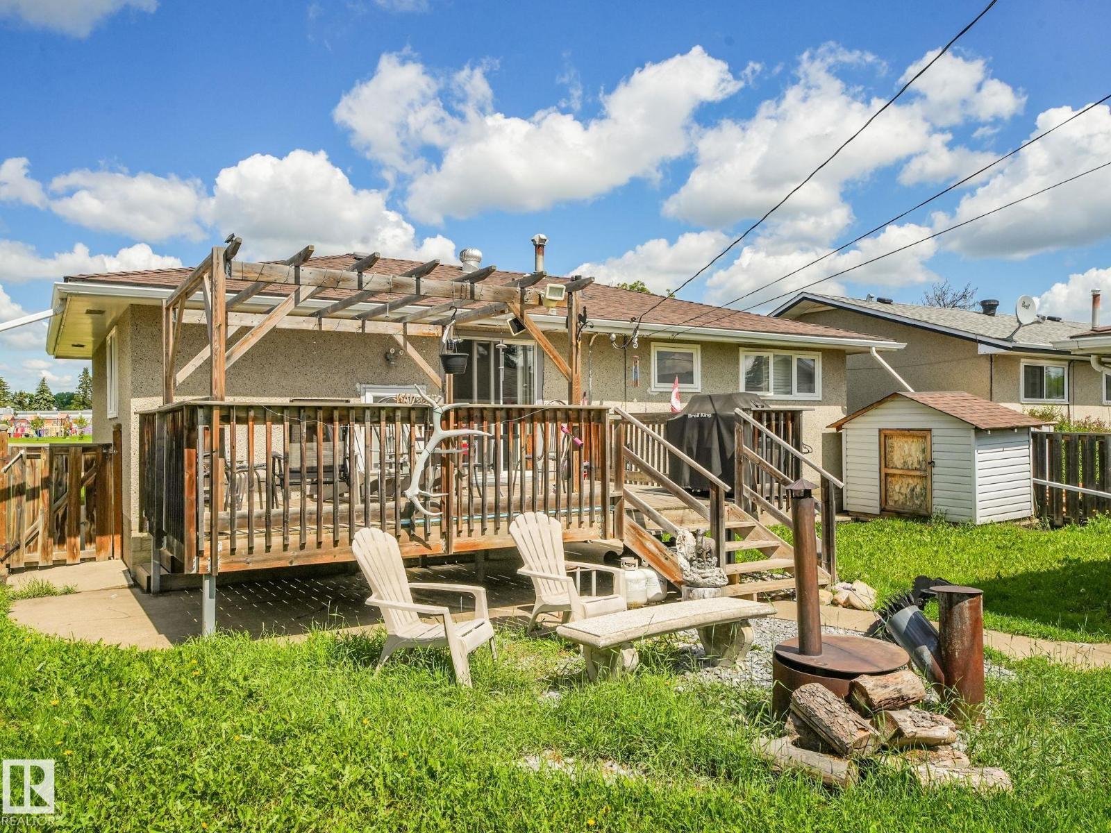 10527 134A Av Nw, Edmonton, AB
