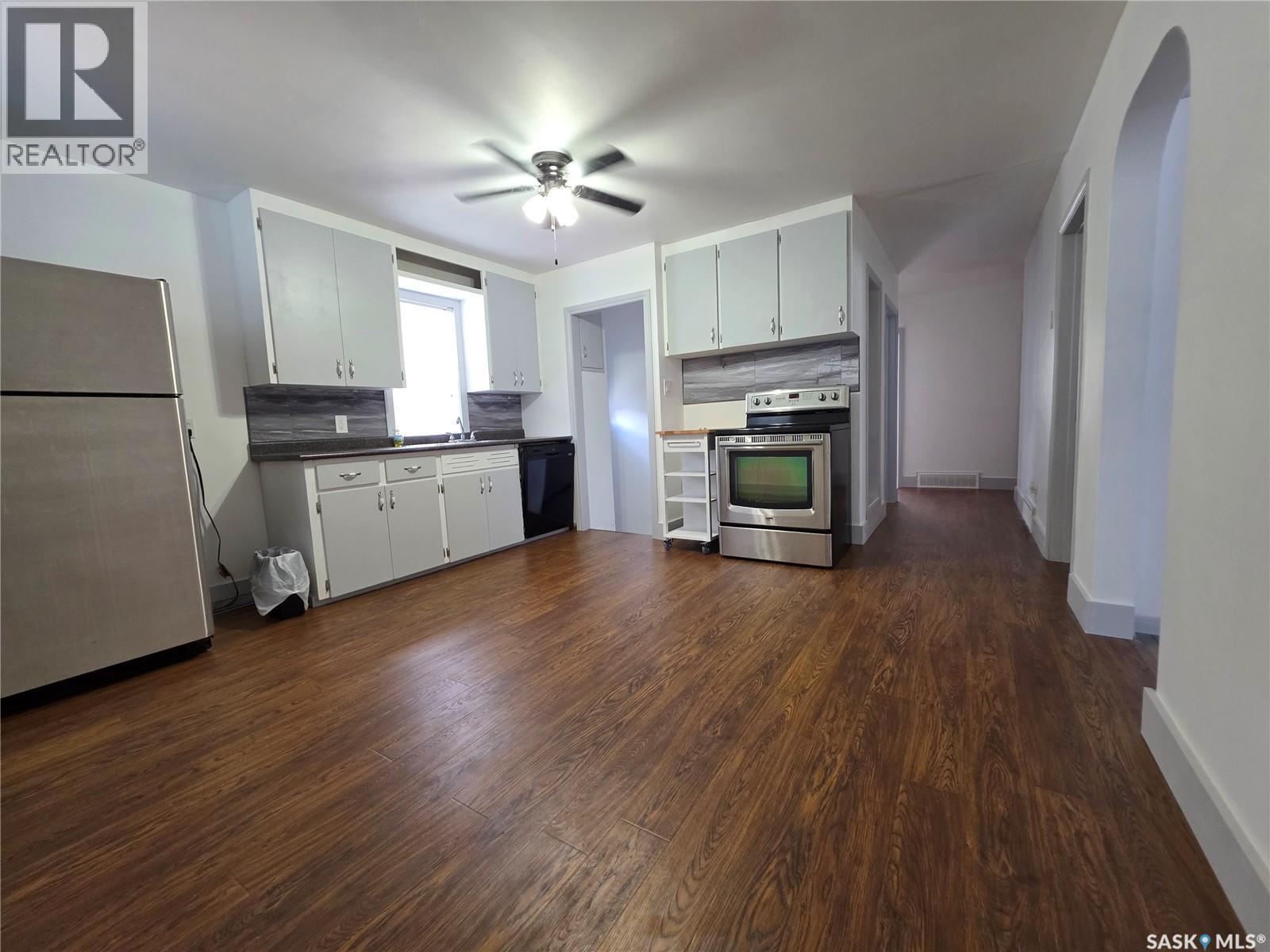 226 9Th Avenue Ne, Swift Current, SK