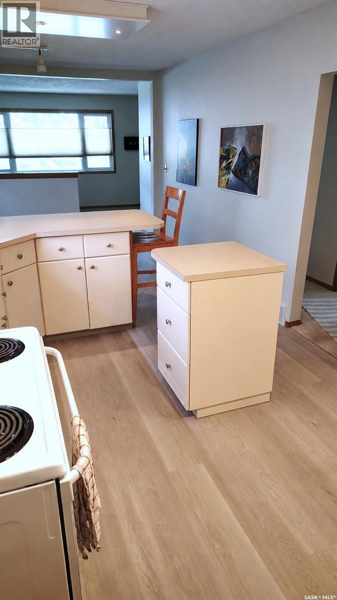 2339 Reynolds Street, Regina, SK - Indoor