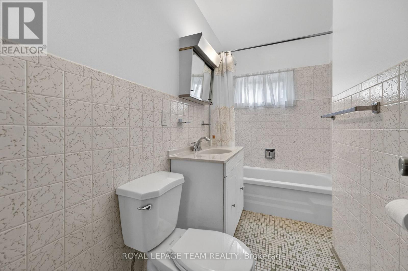 274 Breezehill Avenue S, Ottawa, ON