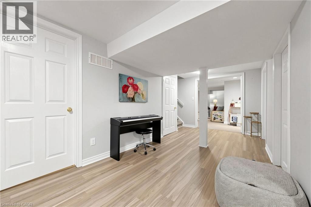 286 Hamilton Drive Unit# 1, Ancaster, ON