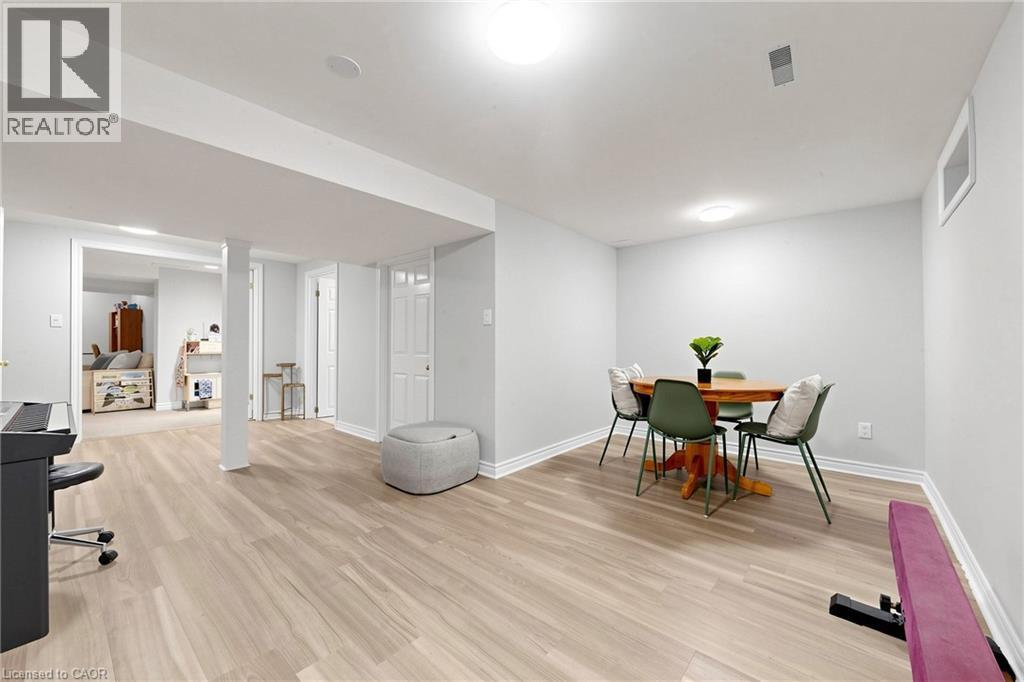 286 Hamilton Drive Unit# 1, Ancaster, ON