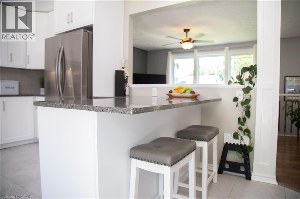 Quartz countertops - 294 South Drive, Simcoe, ON
