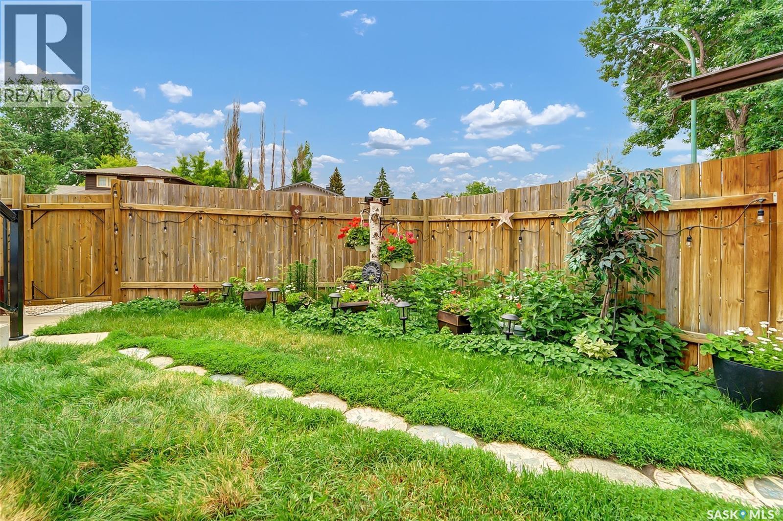 703 Candle Court, Saskatoon, SK