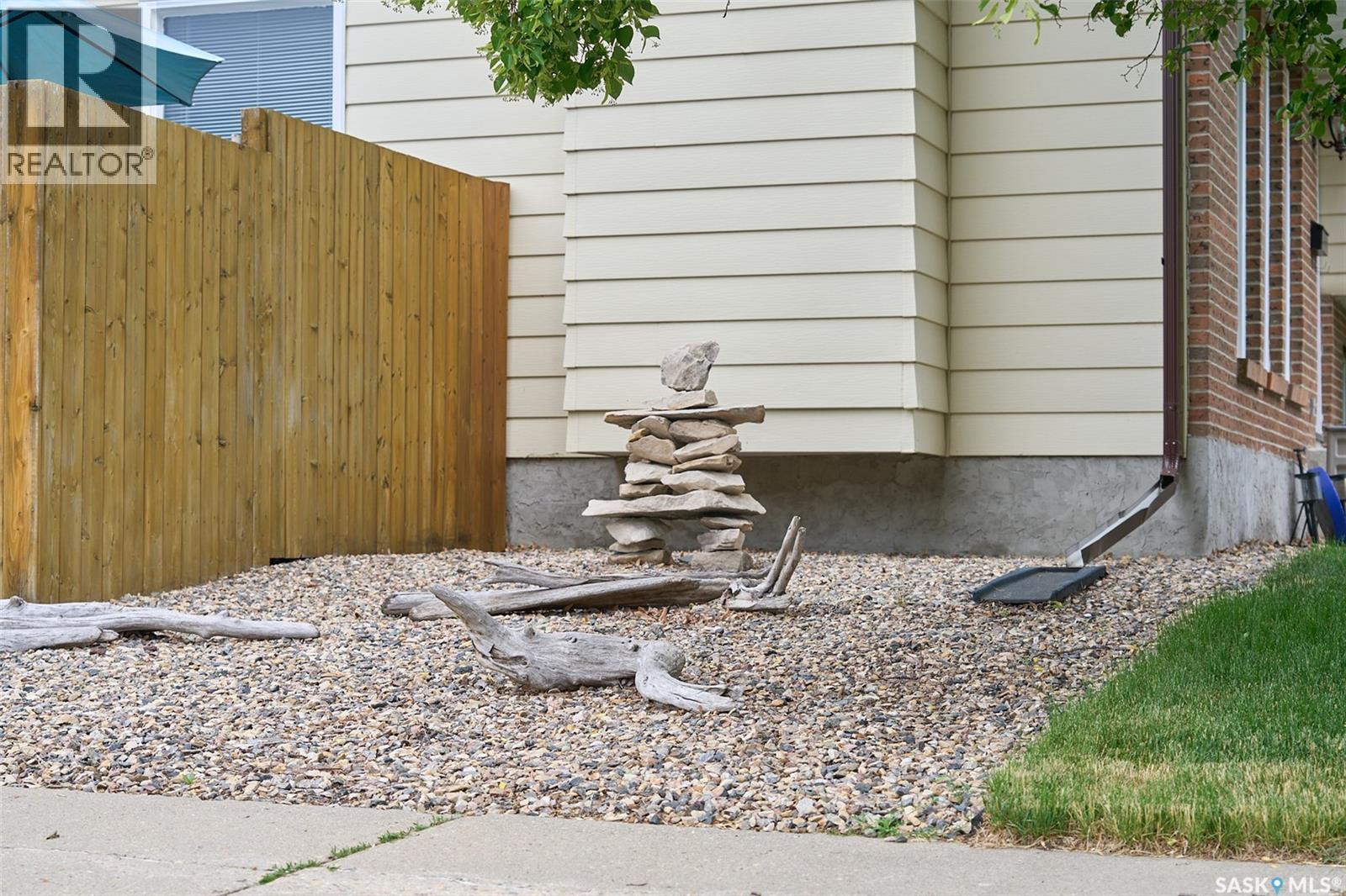 703 Candle Court, Saskatoon, SK