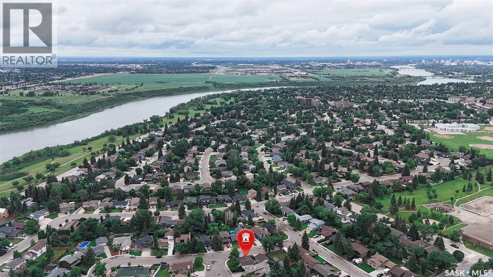 703 Candle Court, Saskatoon, SK