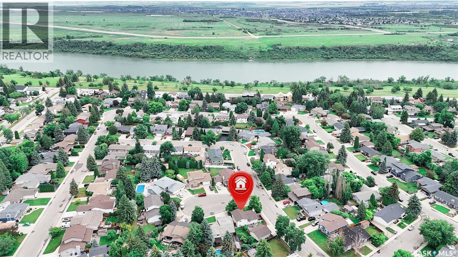 703 Candle Court, Saskatoon, SK