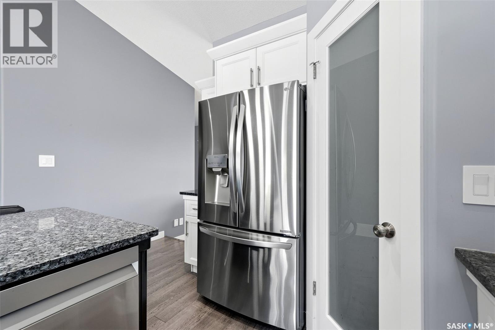 6920 Maple Ridge Drive, Regina, SK
