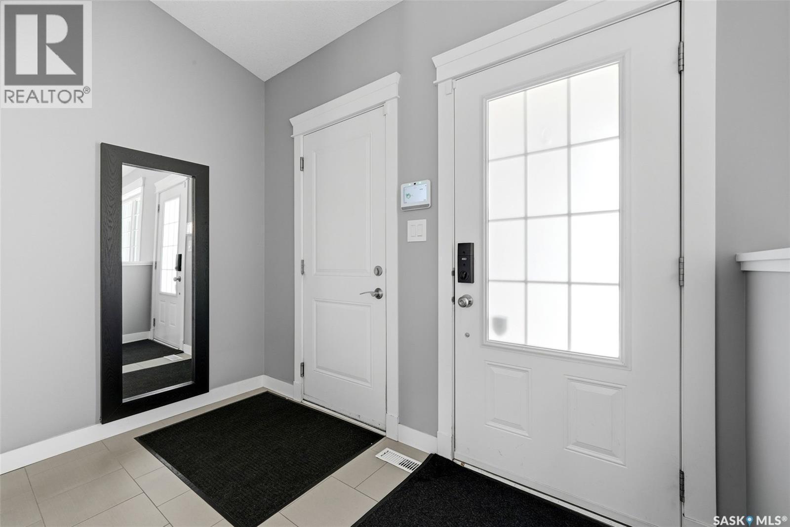 6920 Maple Ridge Drive, Regina, SK