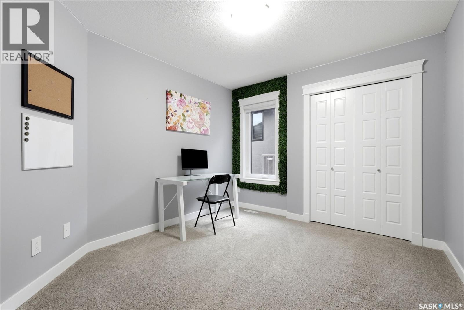 6920 Maple Ridge Drive, Regina, SK