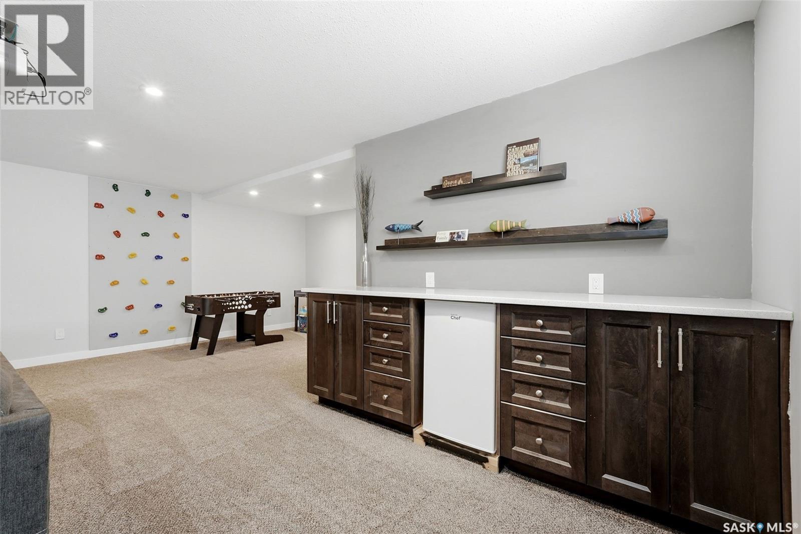 6920 Maple Ridge Drive, Regina, SK