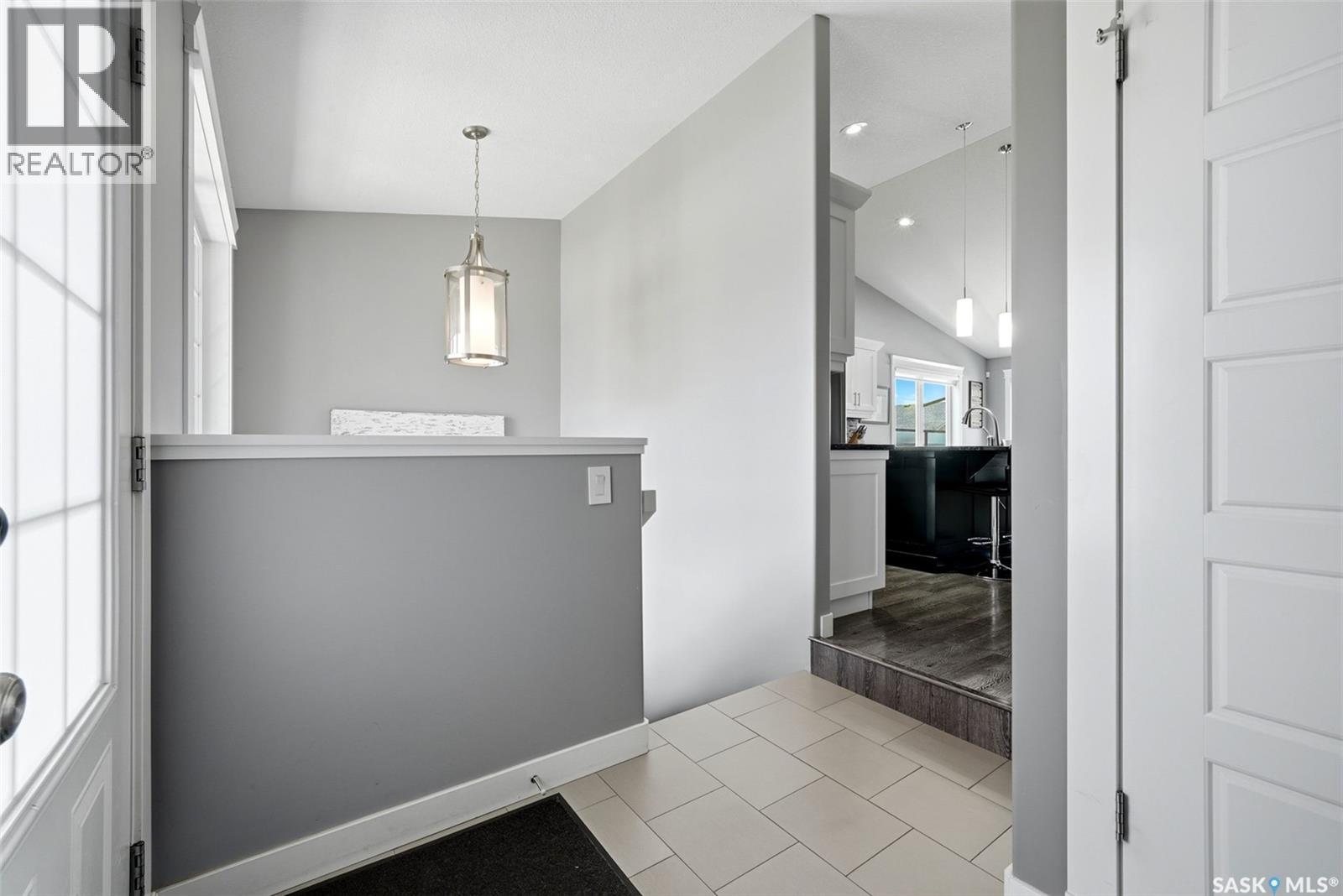 6920 Maple Ridge Drive, Regina, SK