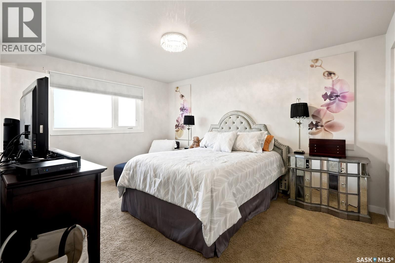 35 Penfold Place, Regina, SK