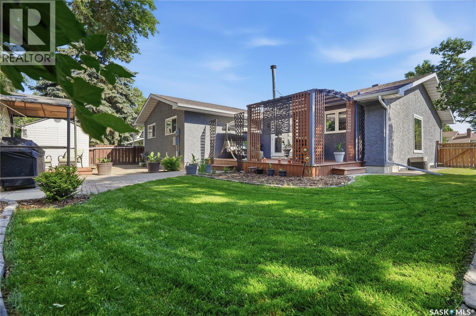 35 Penfold Place, Regina, SK