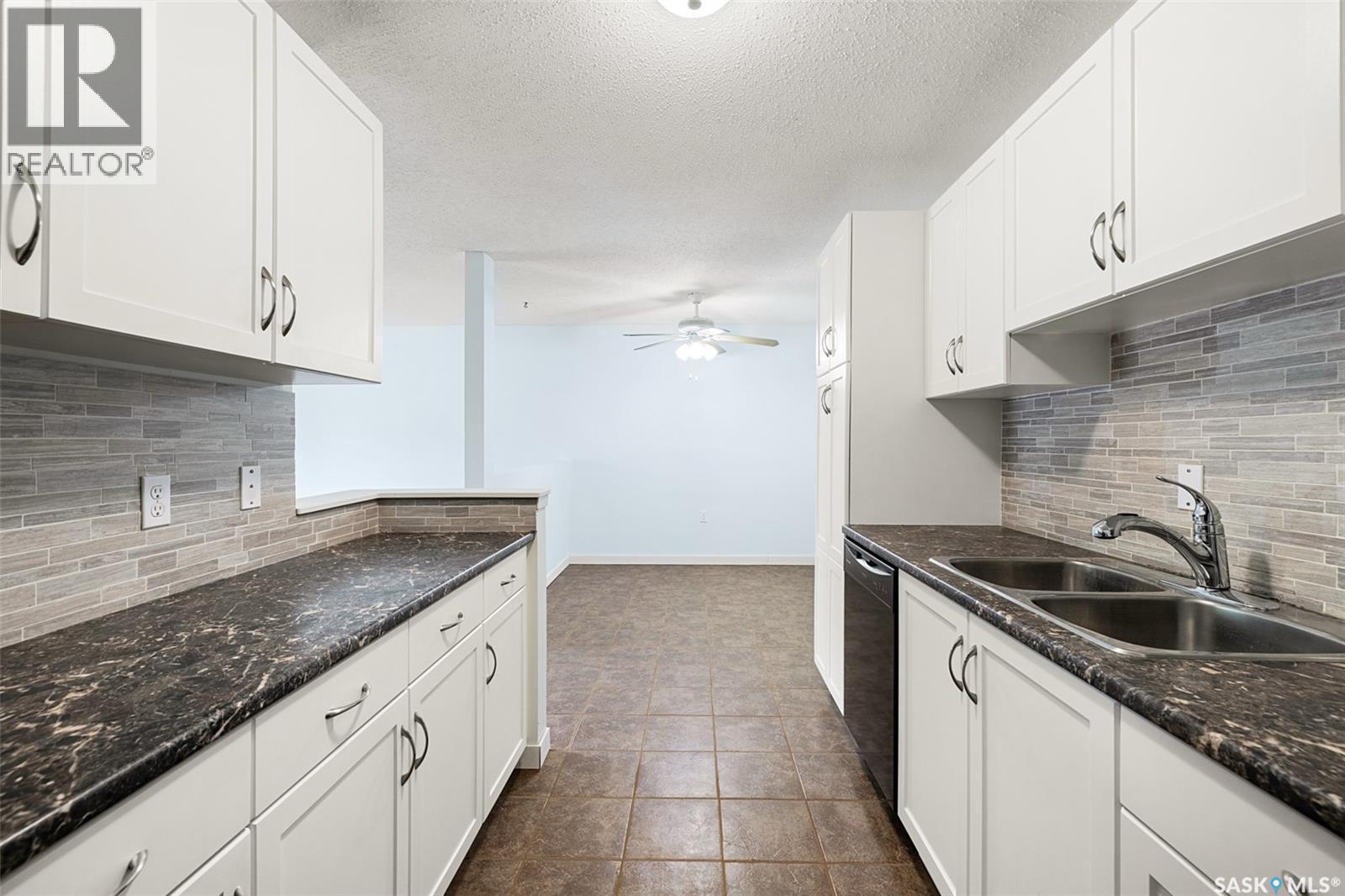 102 2931 Harding Street, Regina, SK