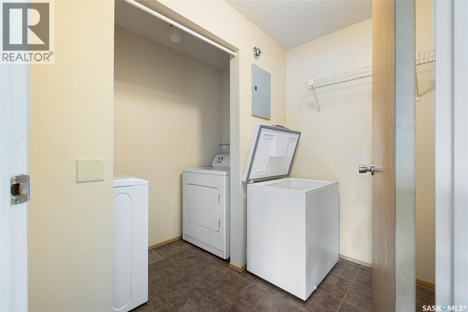 102 2931 Harding Street, Regina, SK