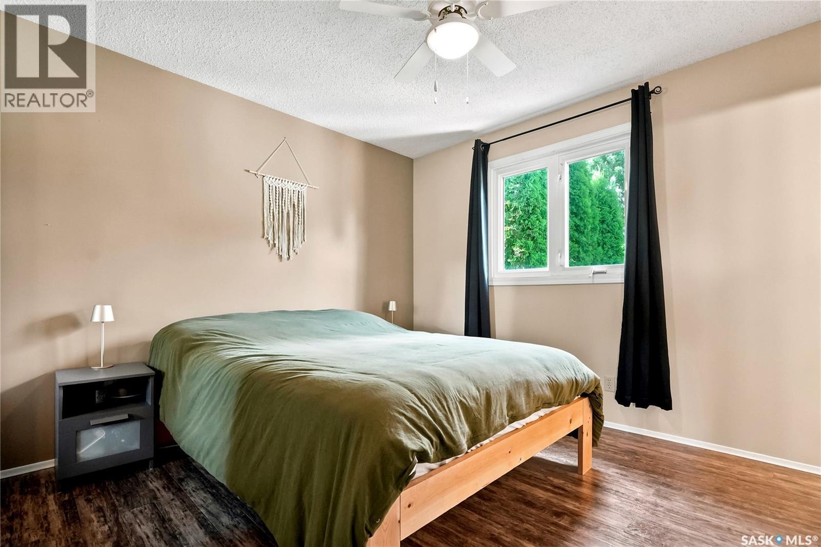 430 Manning Lane, Saskatoon, SK