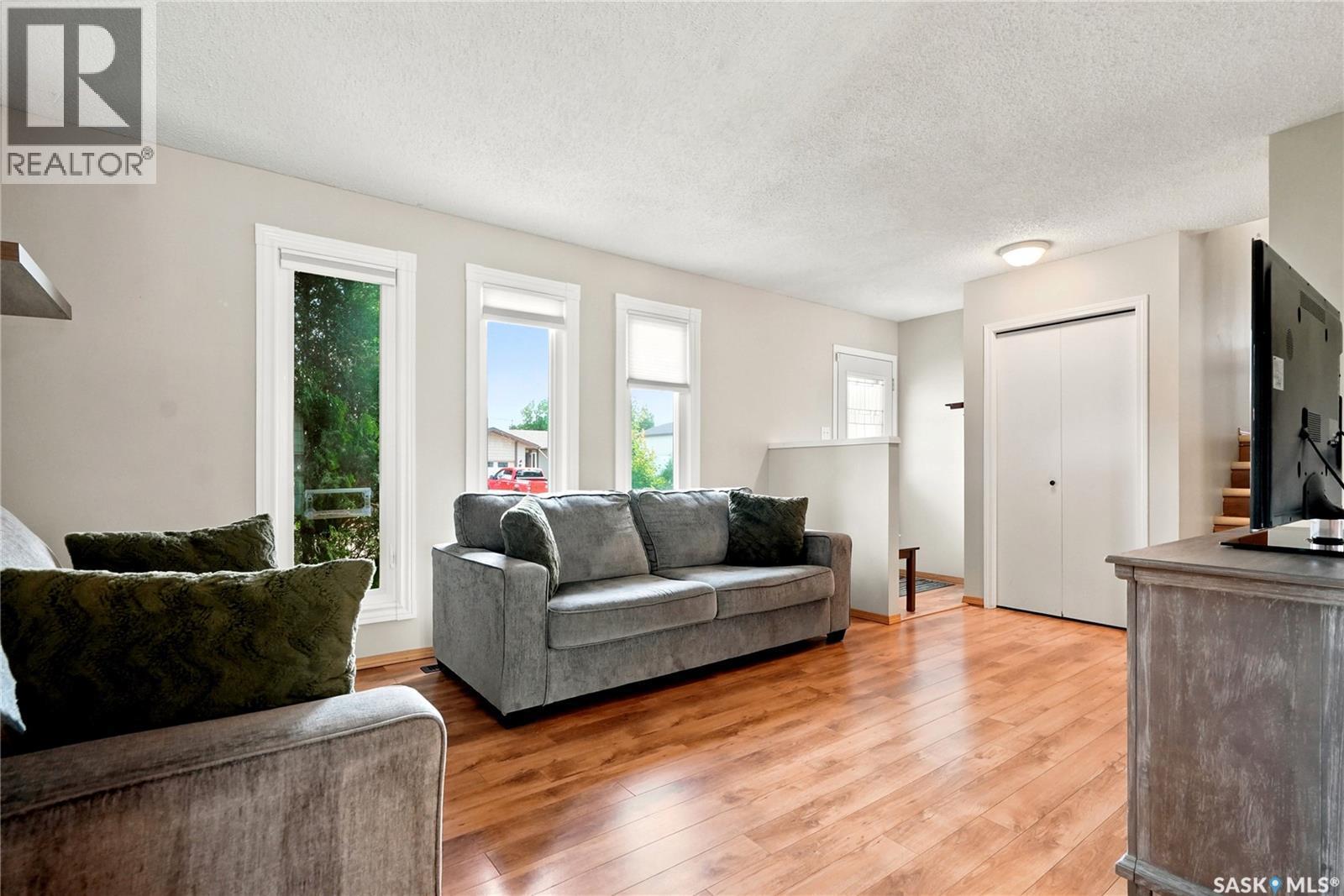 430 Manning Lane, Saskatoon, SK