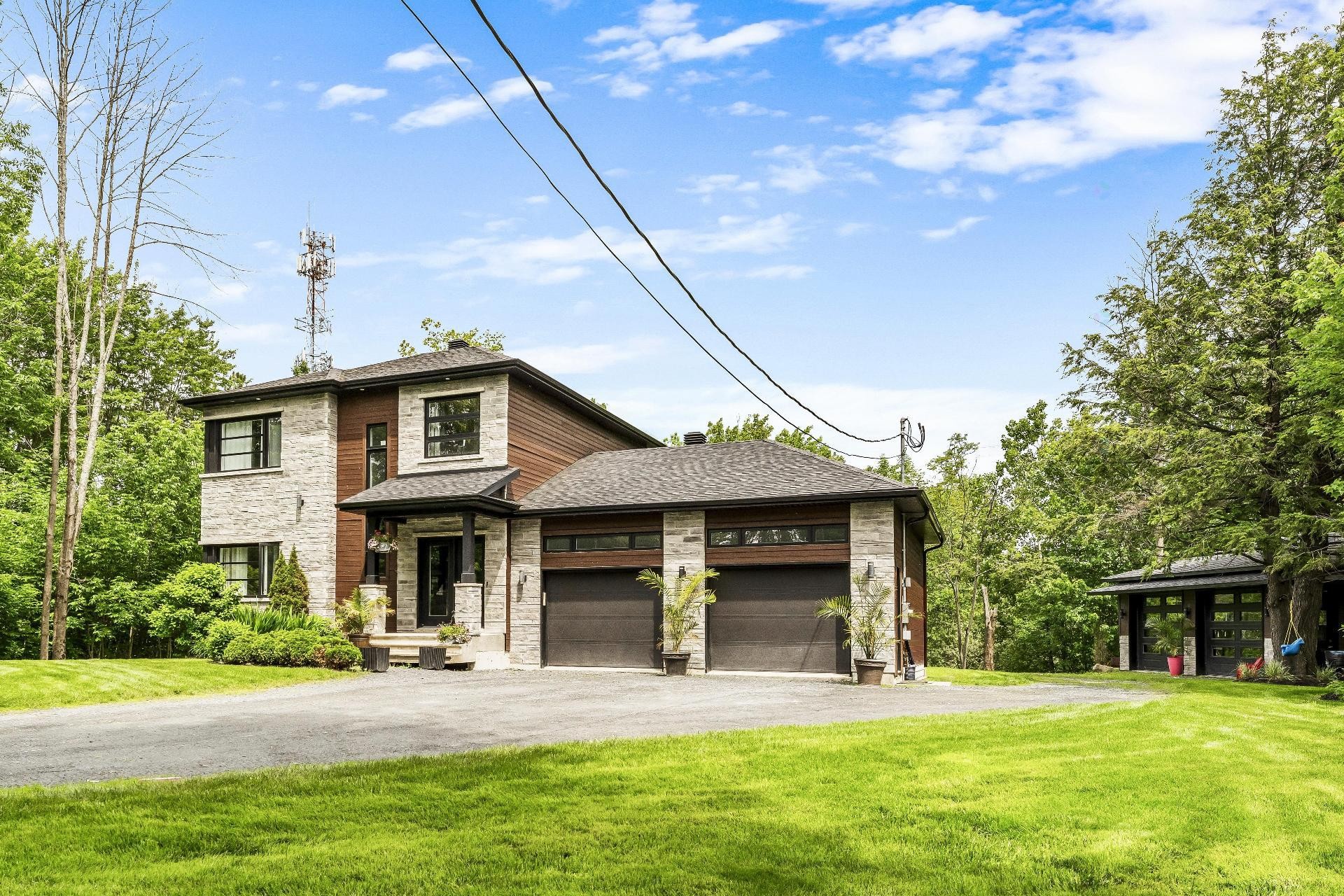 Exterior - 1176 Ch. Édouard-Roy, Sherbrooke (Brompton/Rock Forest/Saint-Élie/Deauville), QC - Outdoor With Facade