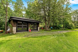 Garage -
