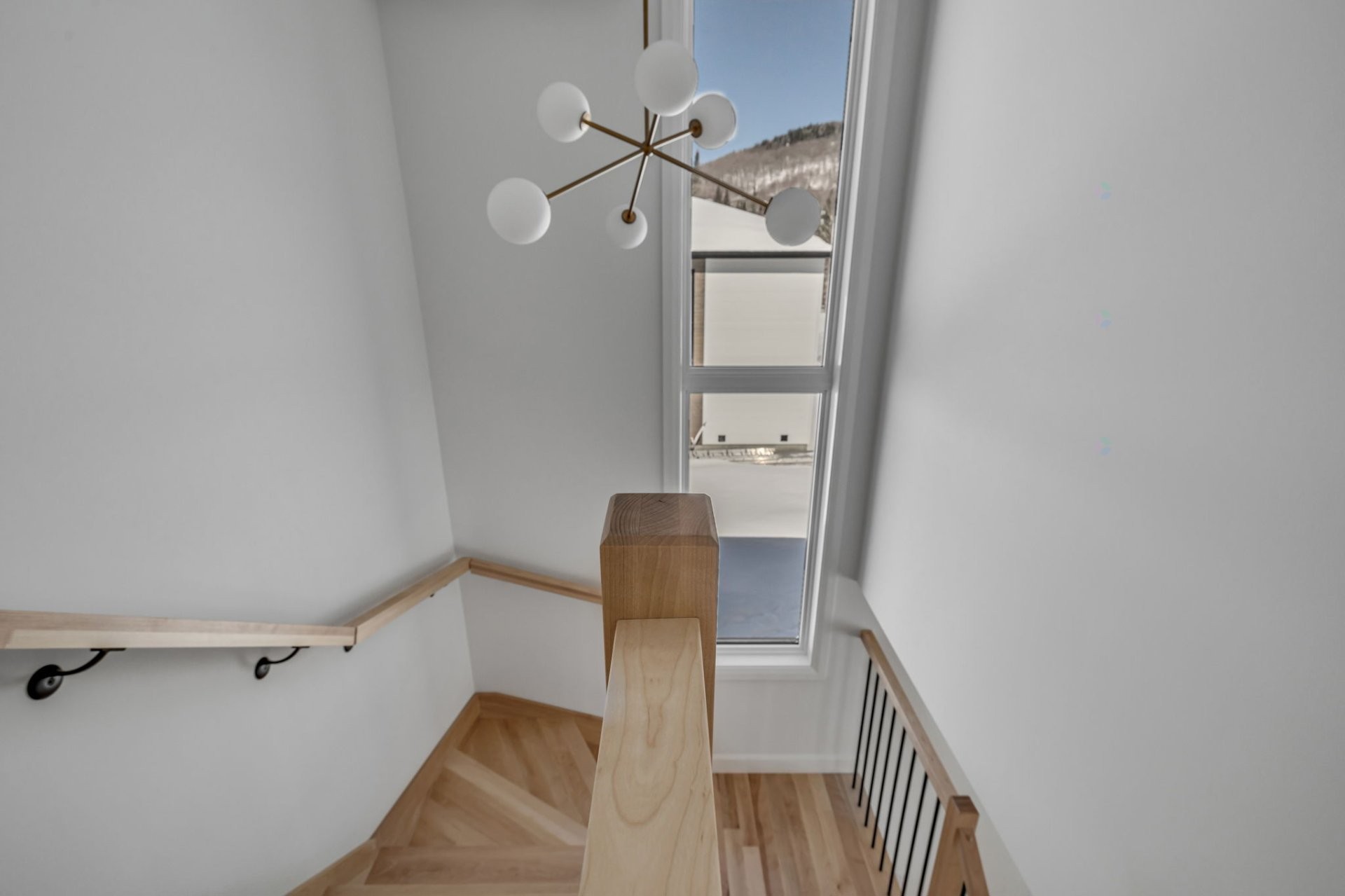 Staircase - 169 Ch. Kenelm-Chandler, Stoneham-Et-Tewkesbury, QC - Indoor Photo Showing Other Room