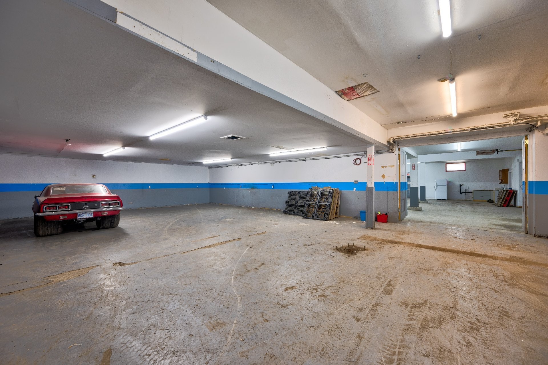 Autre - 878 - 880 Rue Principale, Saint-Blaise-Sur-Richelieu, QC - Indoor Photo Showing Garage