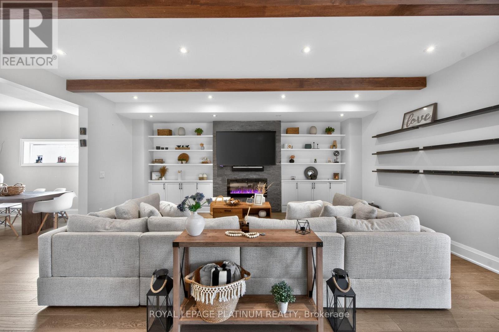 13 Arch Road, Mississauga, ON