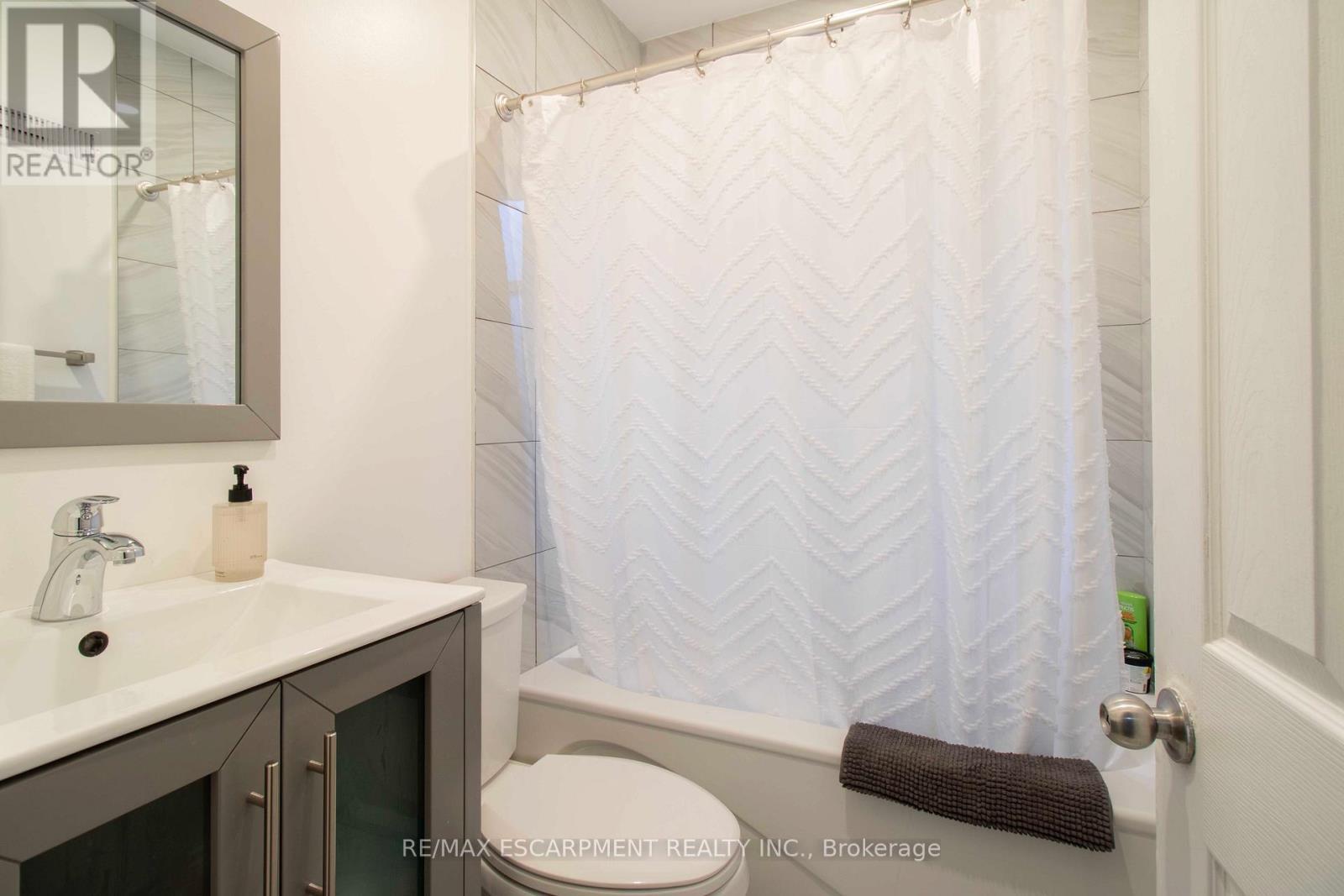 149 East 34Th Street, Hamilton, ON