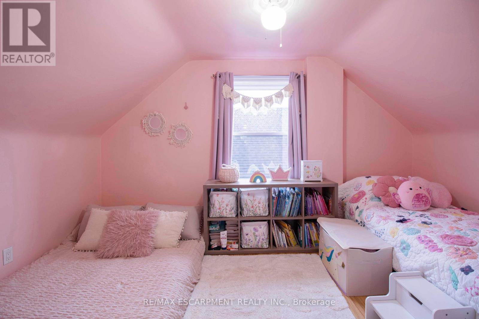 149 East 34Th Street, Hamilton, ON