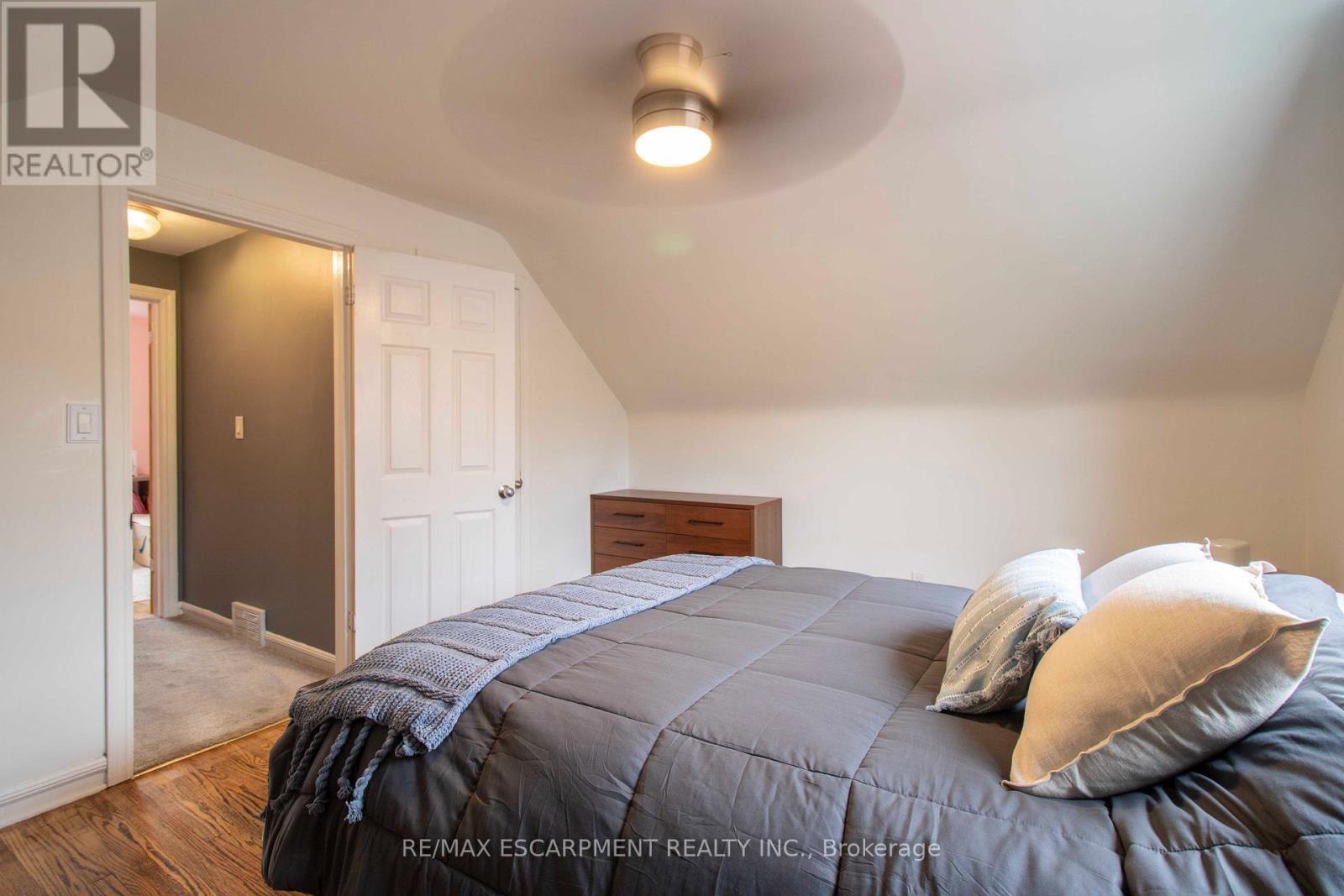 149 East 34Th Street, Hamilton, ON