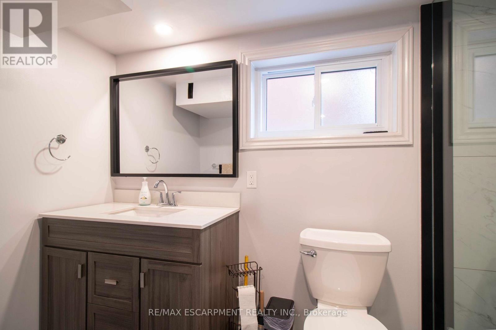 149 East 34Th Street, Hamilton, ON