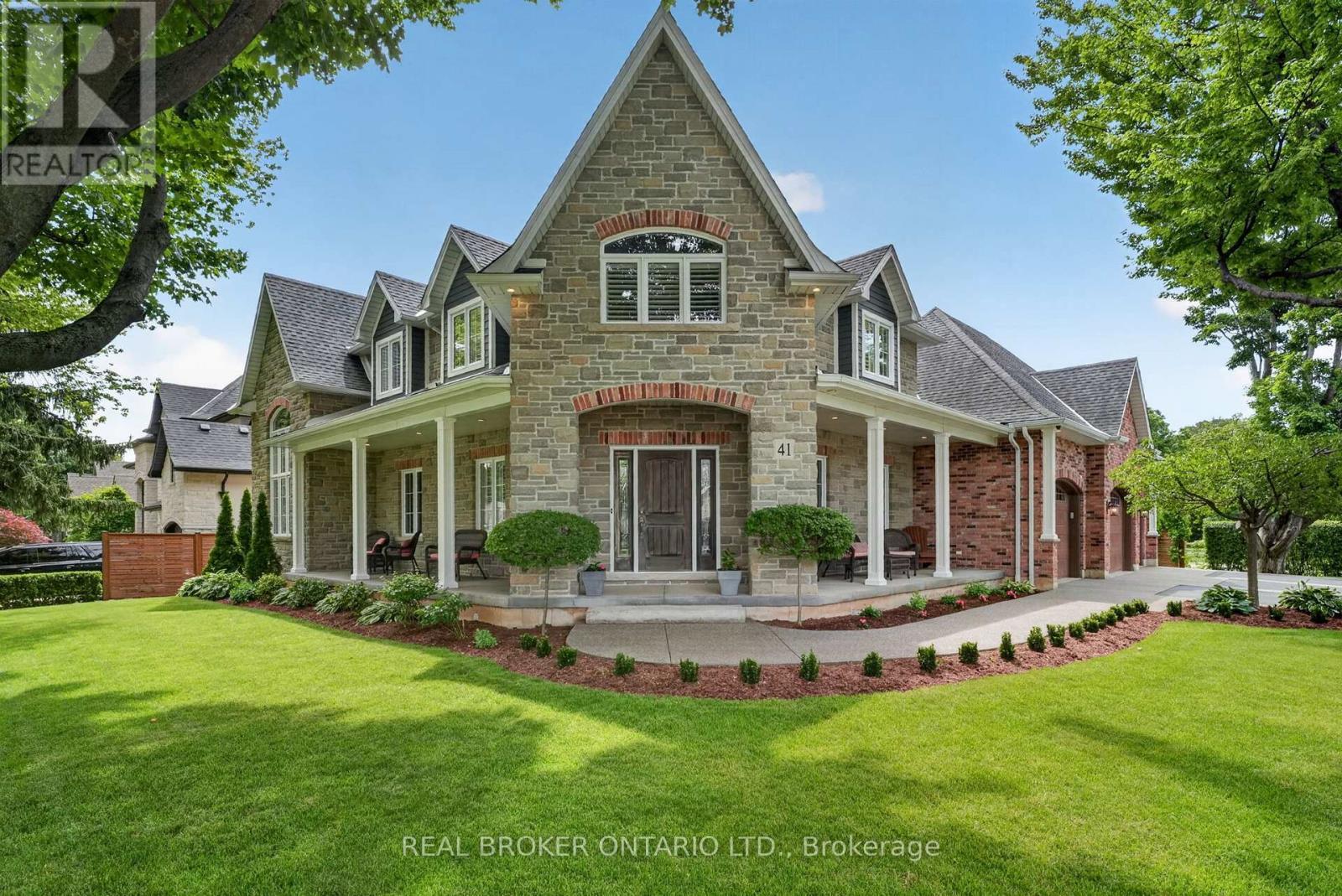 41 Cameron Drive, Hamilton, ON