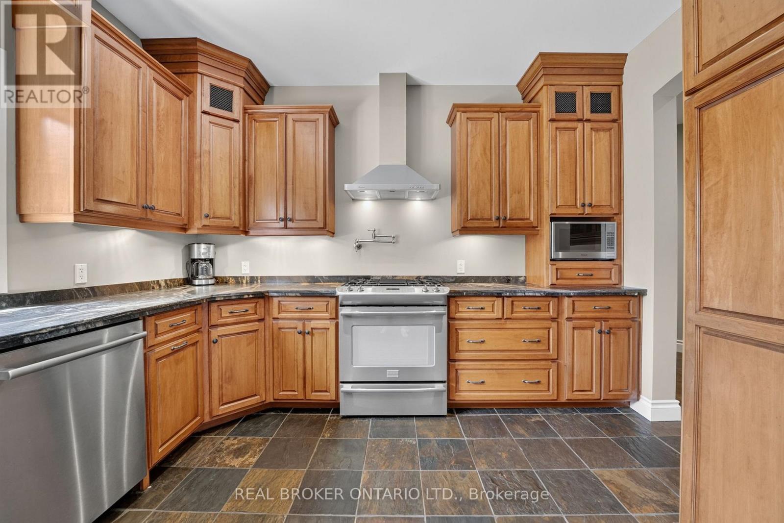 41 Cameron Drive, Hamilton, ON