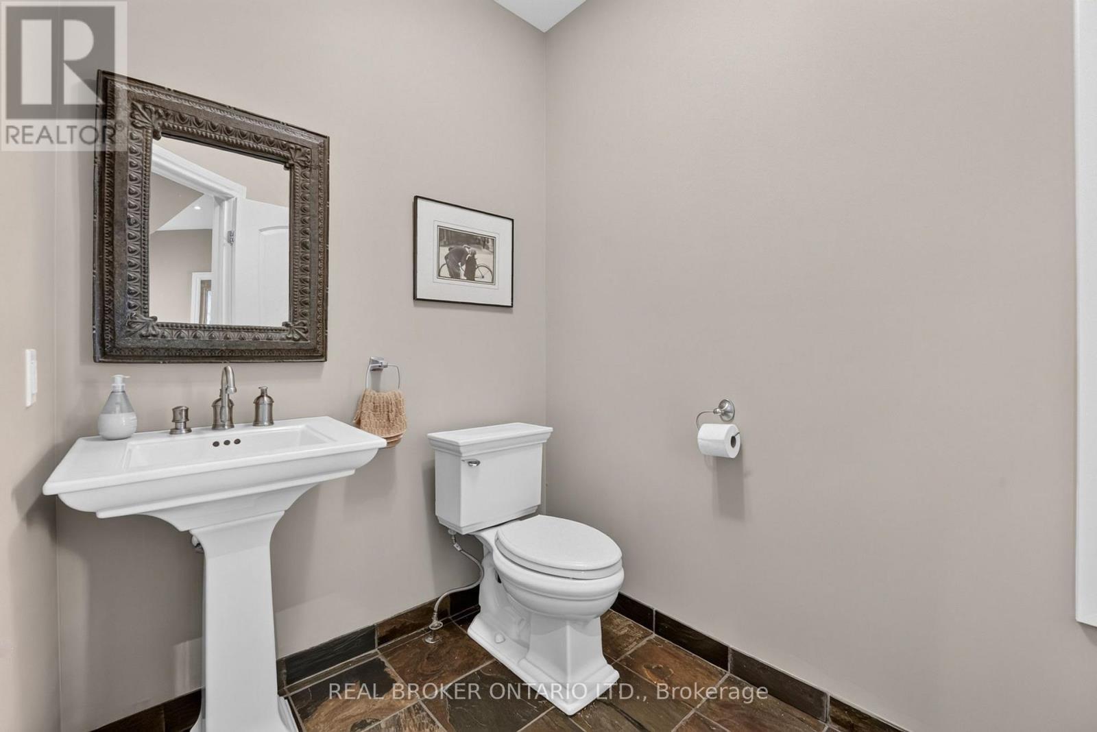 41 Cameron Drive, Hamilton, ON
